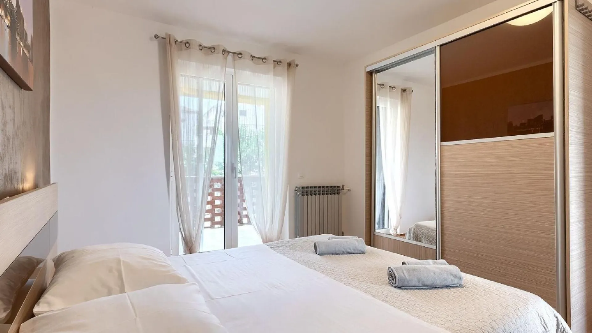 Spacious Holiday Home With A Pool In Rovinjsko Rovinjsko Selo Croatia