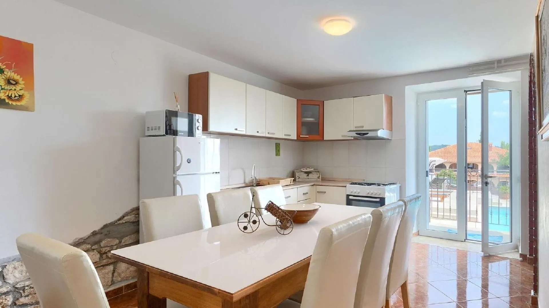 Spacious Holiday Home With A Pool In Rovinjsko Rovinjsko Selo 0*,  Chorvatsko